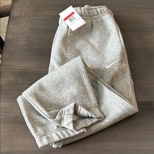 Nike Gray Sweatpants Elastic Waistband Tapered Fit